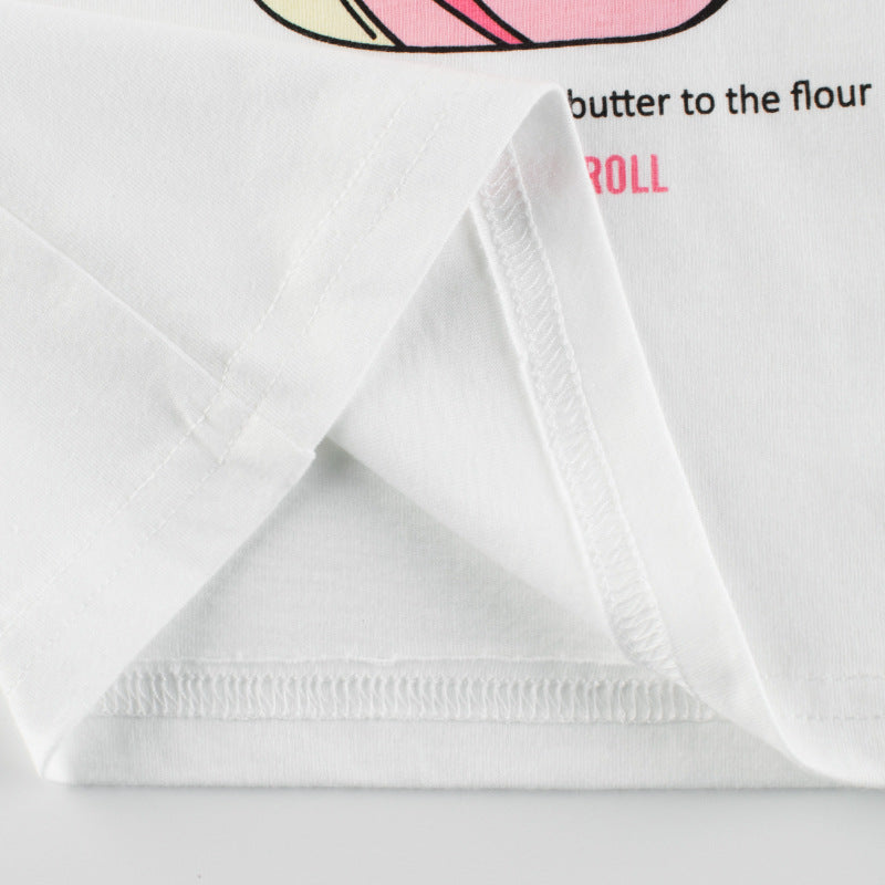 Short sleeve T-shirt combined with round neck with cake flowers