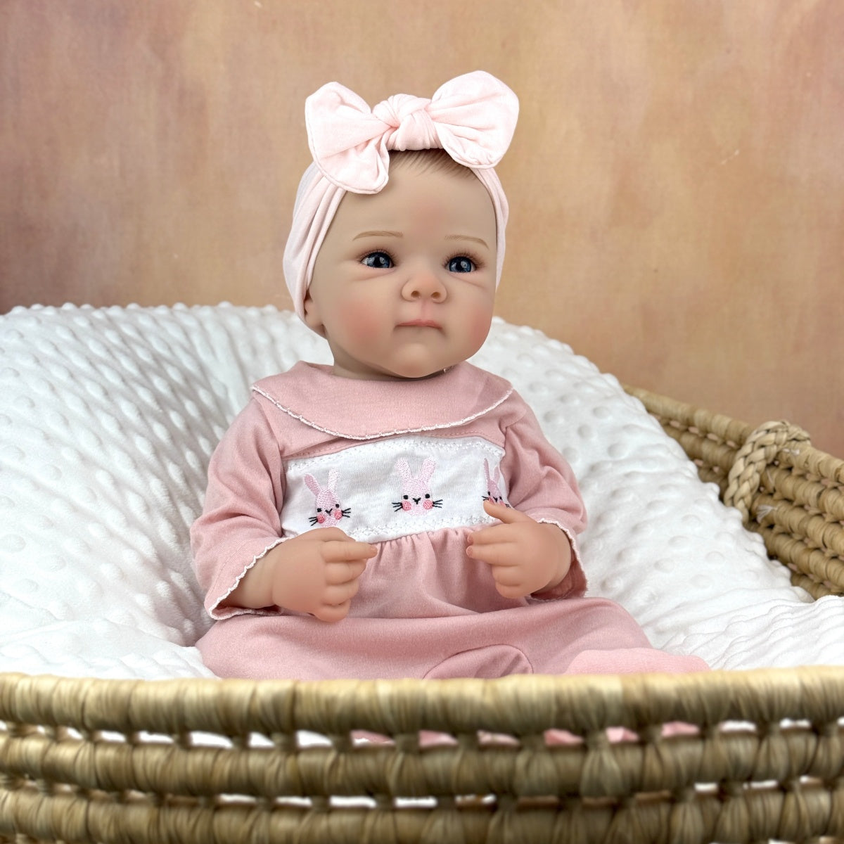48cm Lifelike Blue Eyes Vinyl Body Bettie Reborn Baby Girl In Pink bodysuit