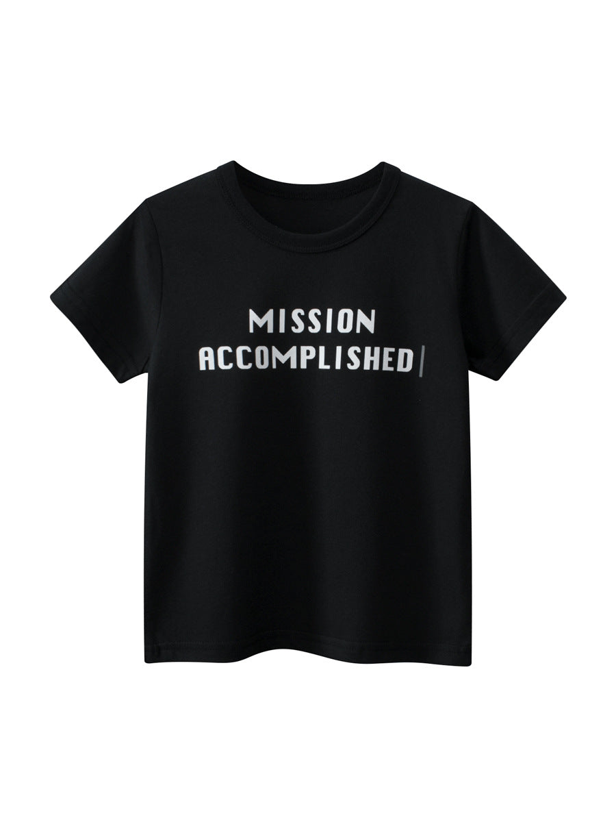 Short-sleeved T-shirt with round neck and solid color letter print