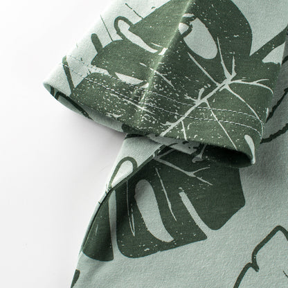Short-sleeved crew neck T-shirt with leaf motif