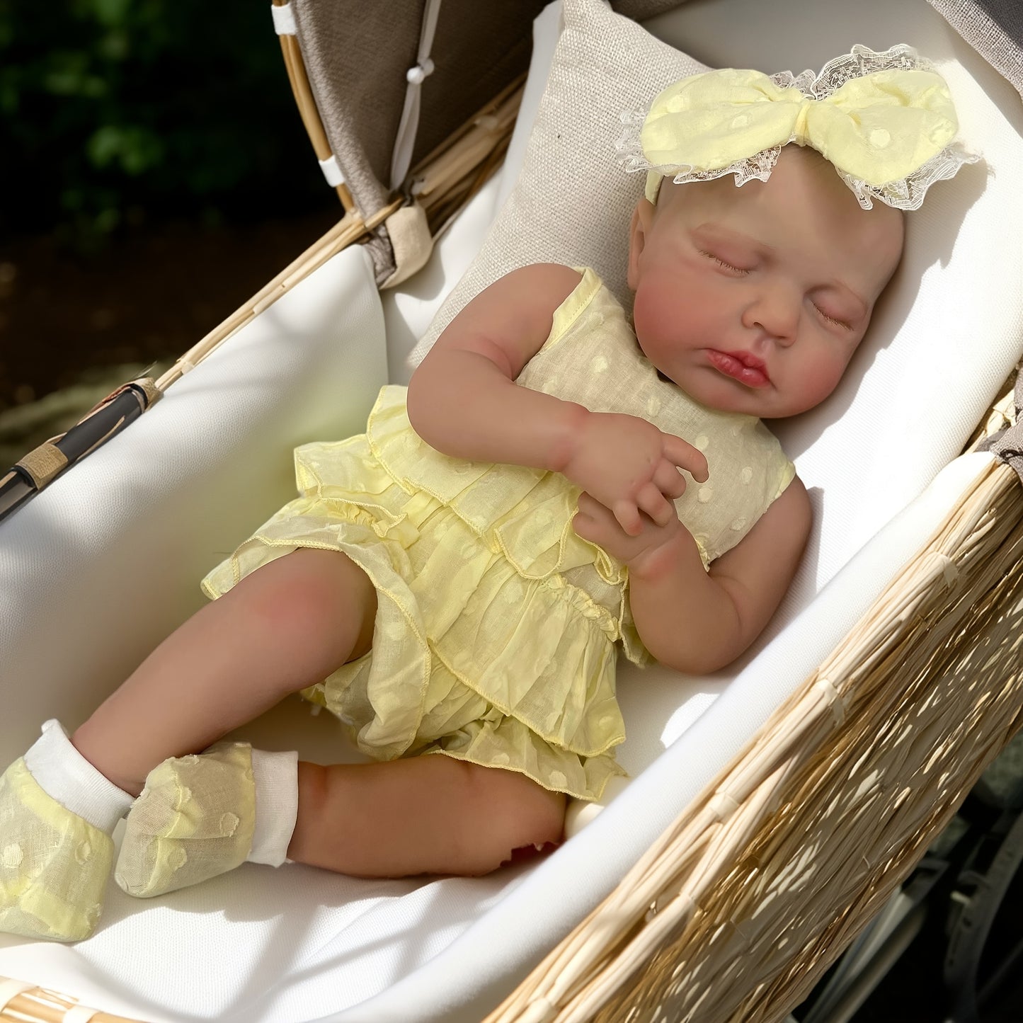 20 Inches 3D Skin Closed Eyes Loulou Reborn Baby Girl In Yellow Dress