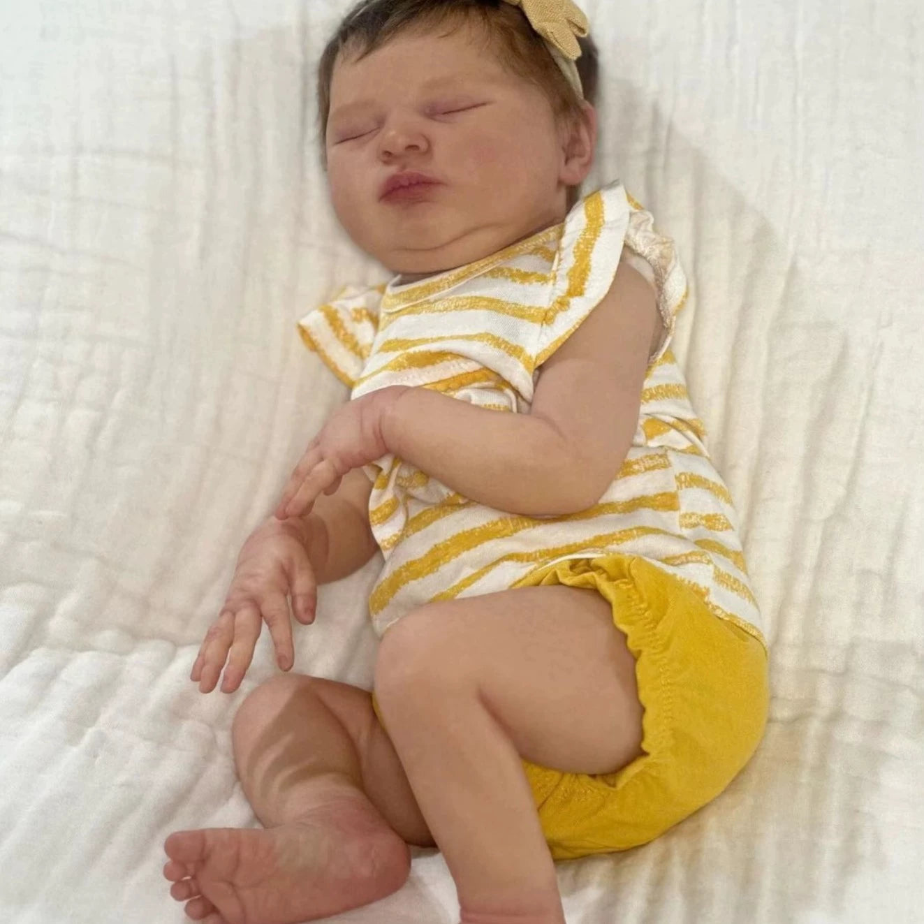 20 Inches Lifelike Closed Eyes Soft Body Reborn Doll-Laura