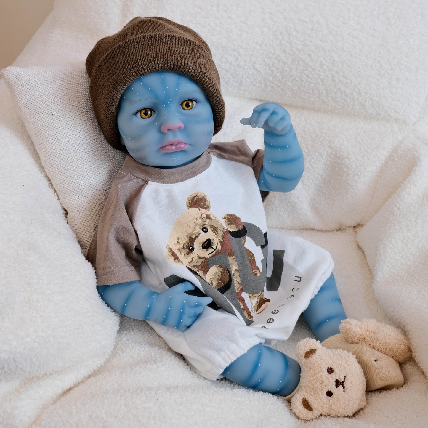 19 Inches Open Eyes Loulou reborn Baby Avatar In Bear Outfits