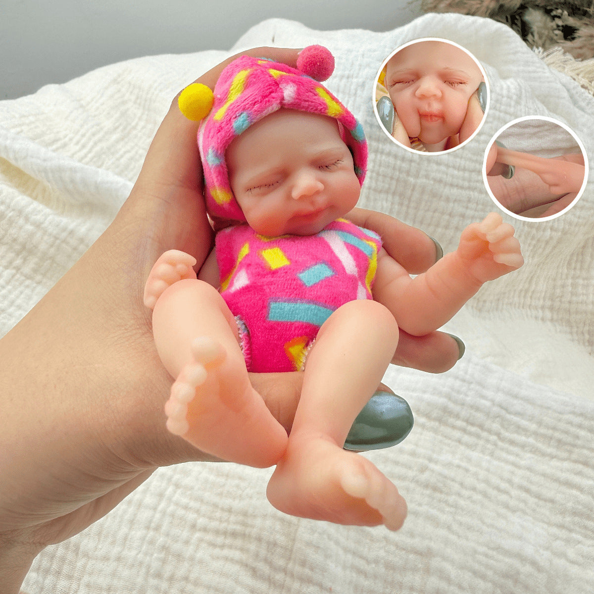 15cm Silicone Closed Eyes Pascale Mini Reborn Doll in Rose Outfits