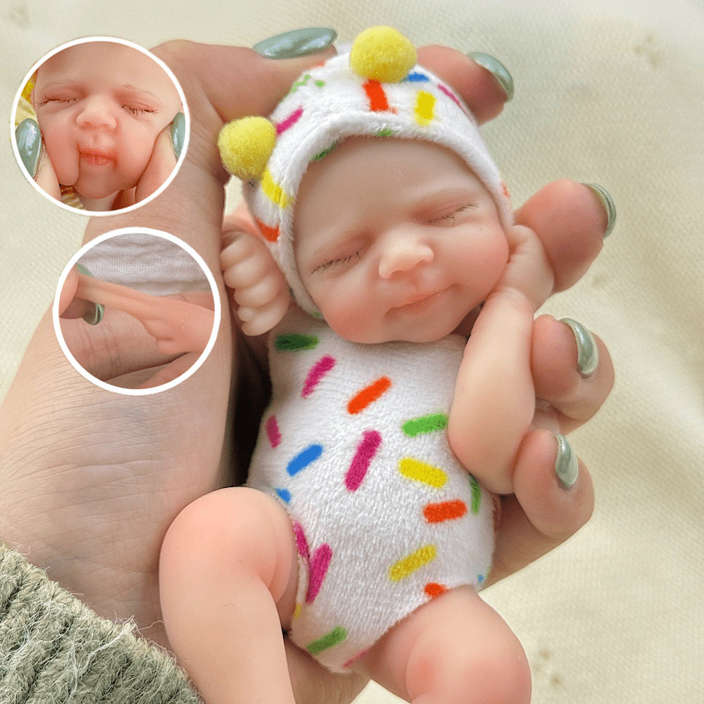 15cm Silicone Closed Eyes Pascale Mini Reborn Doll in White Outfits