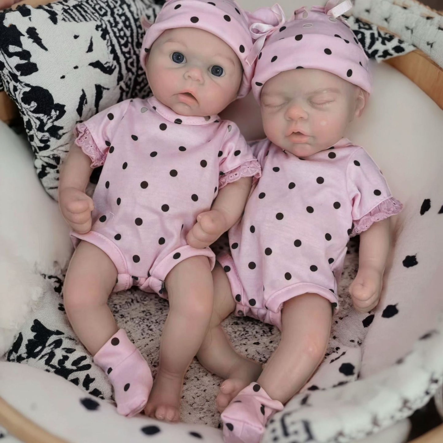 33cm Silicone Reborn Twin Sisters In Pink Clothes