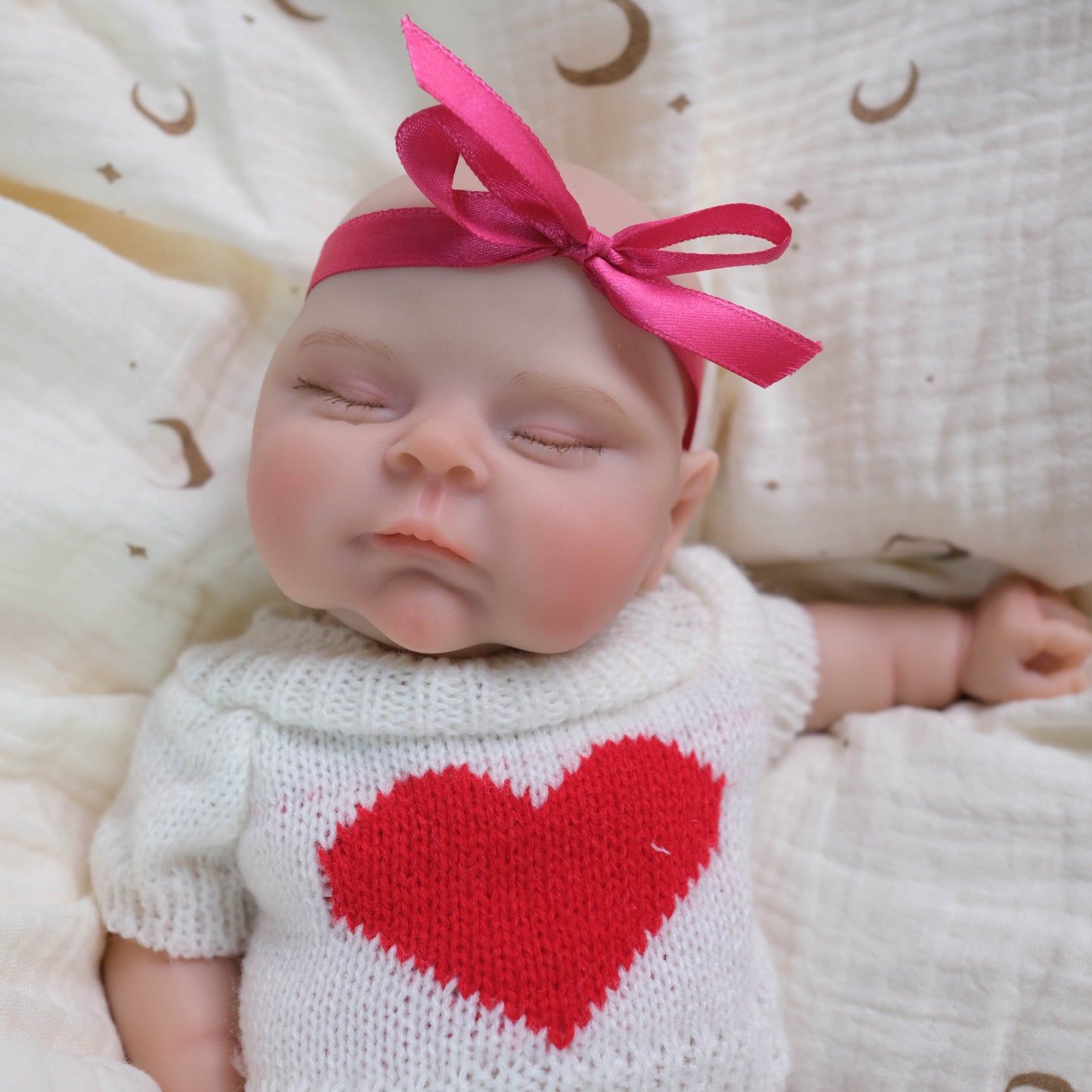 30cm Soft Full Silicone Close Eyes Peaches Reborn Baby Girl In White Clothes