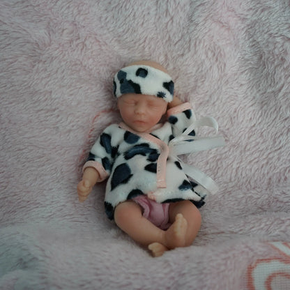 6 Inch Closed Eyes Mini Reborn Doll in Cow Clothes-Darren