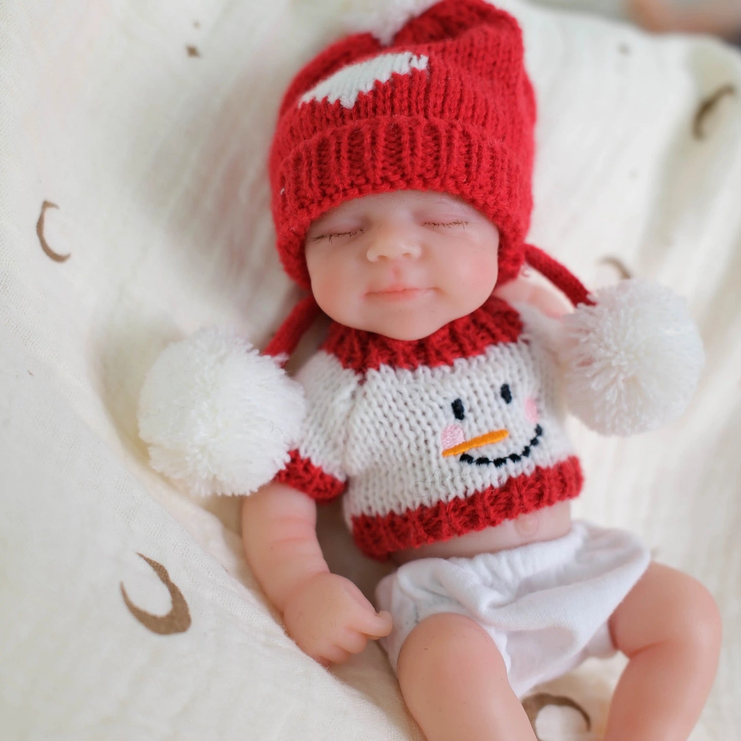 20cm Closed Eyes Mini Silicone Reborn Doll Girl-Pascale