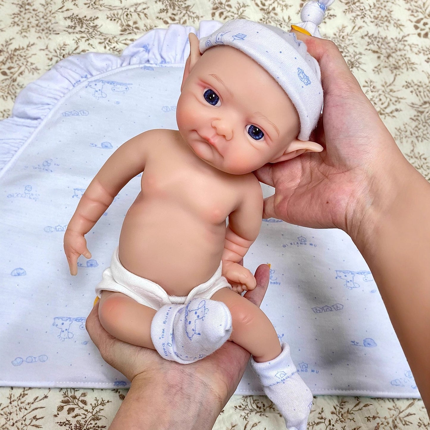 30cm Lifelike Full Silicone Closed Eyes Reborn Doll With Elf Ears