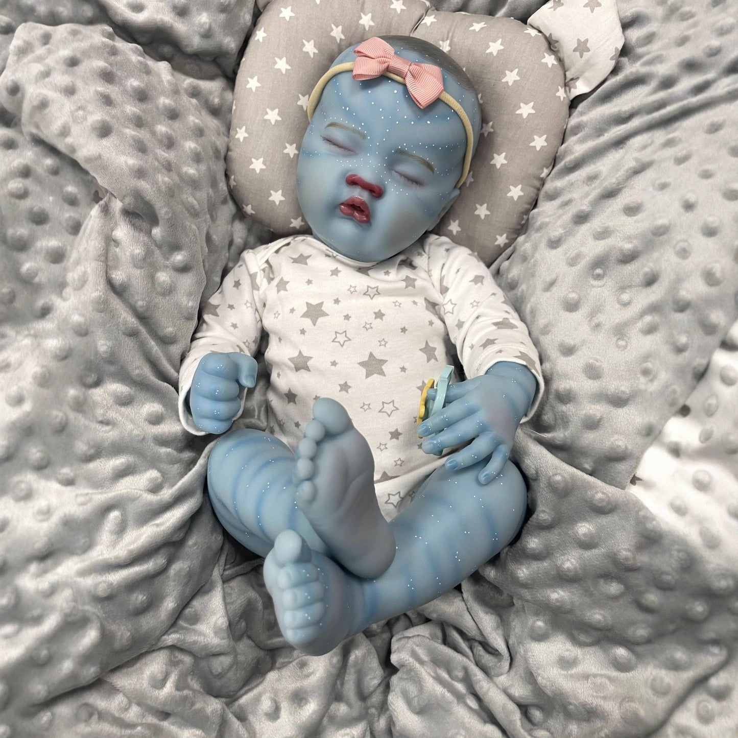 50cm Quinbee Closed Eyes Reborn Baby Avatar