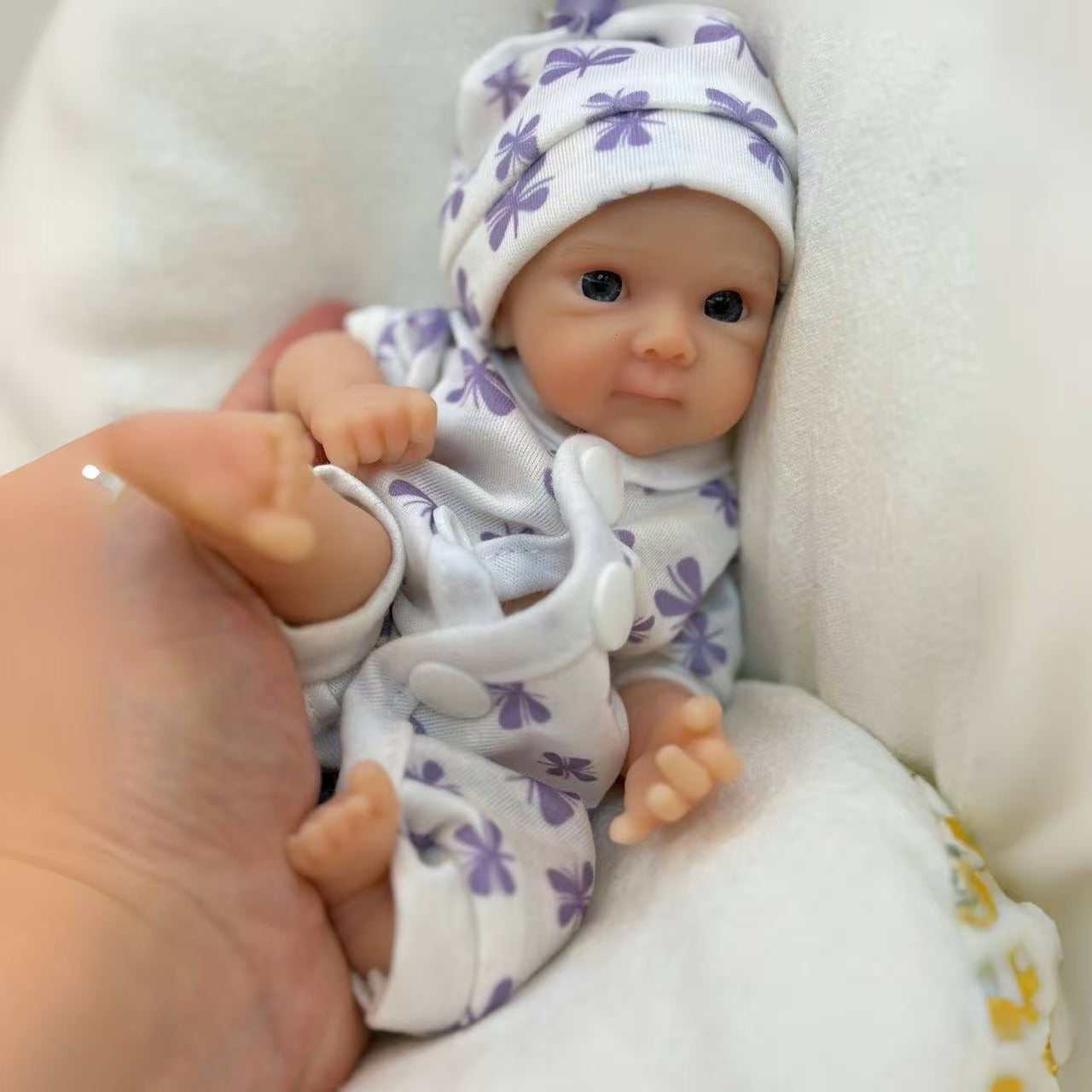 20cm Open Eyes Silicone Mini Bettie Reborn Baby Girl In Purple Floral Jumpsuits