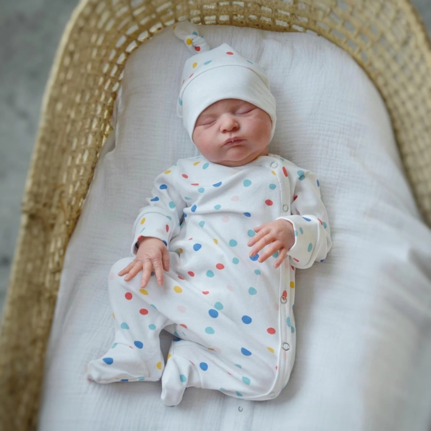 20 Inches Lifelike Sleeping Reborn Doll-Laura