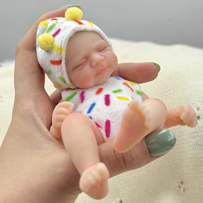 15cm Silicone Closed Eyes Pascale Mini Reborn Doll in White Outfits