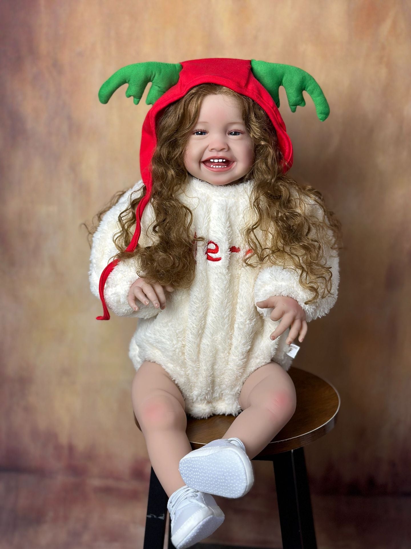 60Cm Long Hair Smile Reborn Doll With Cloth Body - Mila