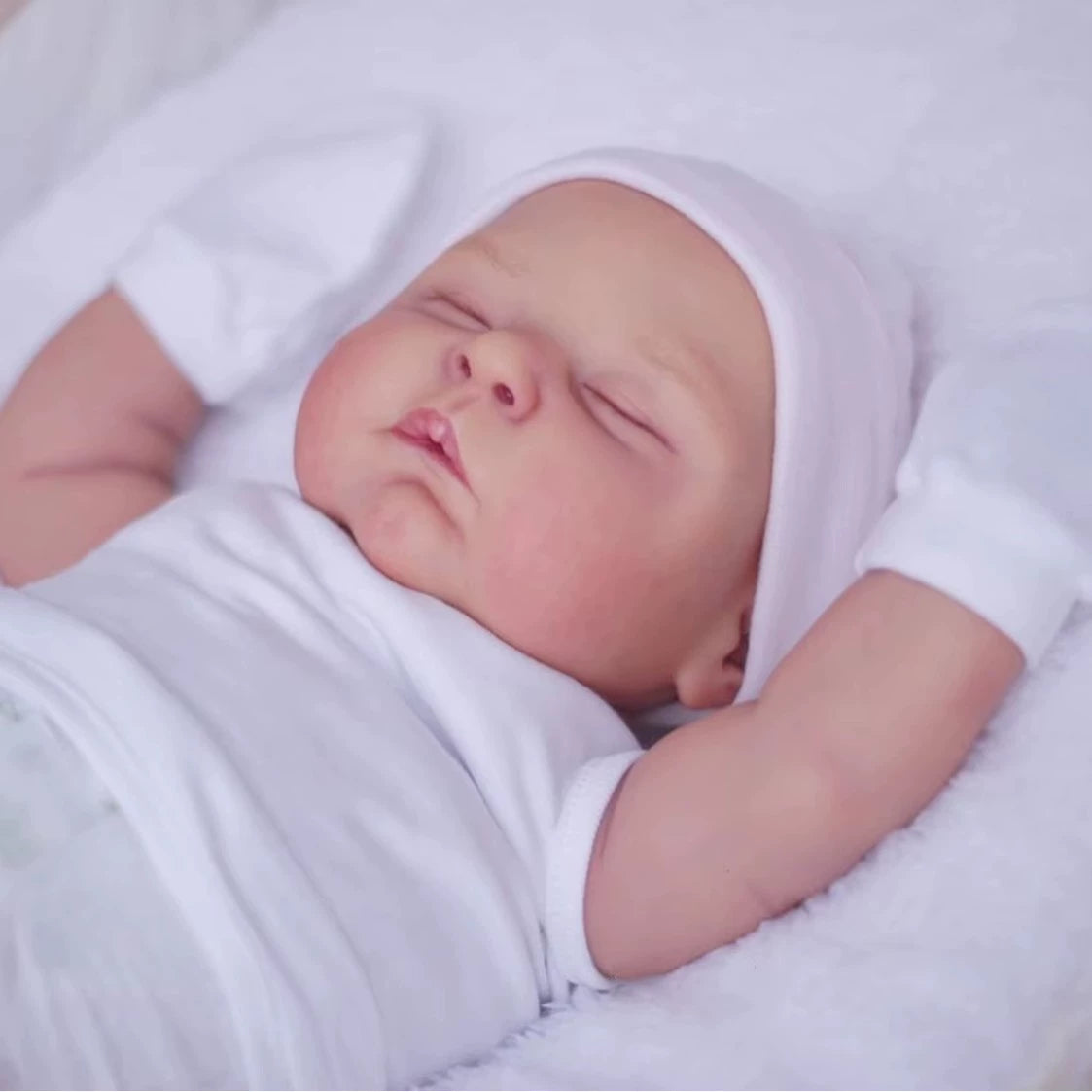 20 Inches Gene Lifelike Soft Body Sleeping Reborn Doll- Peaches