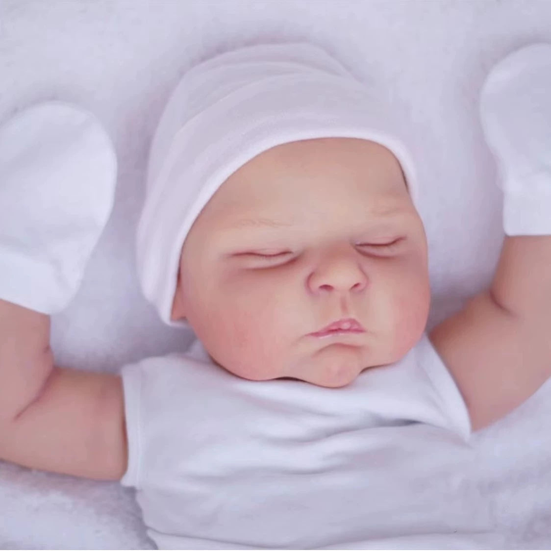 20 Inches Gene Lifelike Soft Body Sleeping Reborn Doll- Peaches